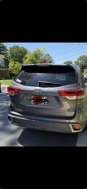 Brown 2018 Toyota Highlander Limited