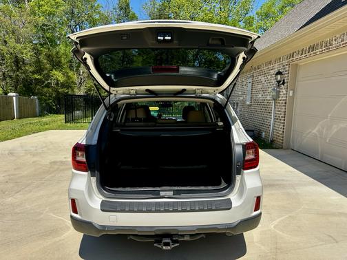 2016 Subaru Outback 3.6R Limited