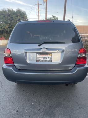 2005 Toyota Highlander Base