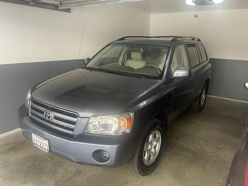2005 Toyota Highlander Base
