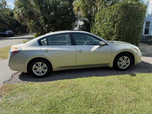 2010 Nissan Altima 2.5 S