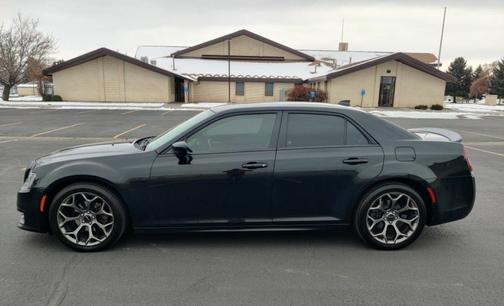 2017 Chrysler 300 S