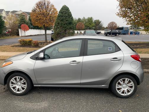2011 Mazda Mazda2 Sport