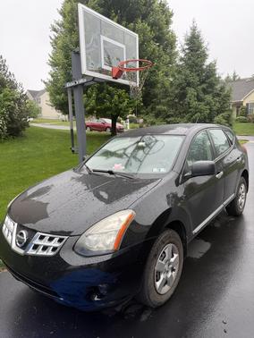 Black 2015 Nissan Rogue Select S