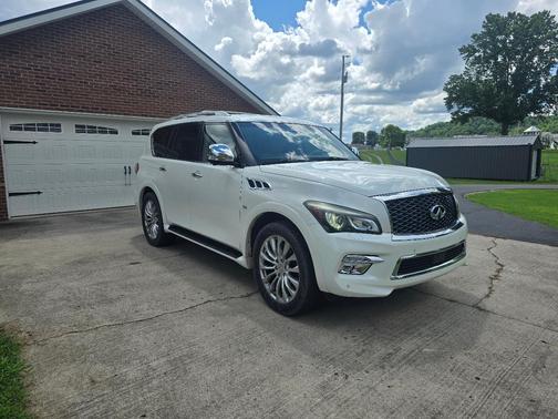 White 2016 INFINITI QX80 Base