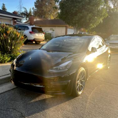 2022 Tesla Model 3 Base