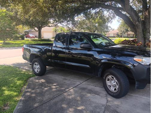 2018 Toyota Tacoma SR
