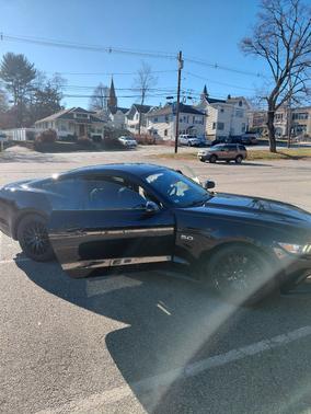 2017 Ford Mustang GT Premium