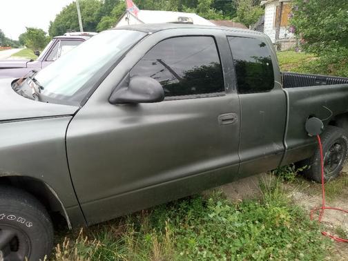 Gray 1998 Dodge Dakota SLT Club Cab