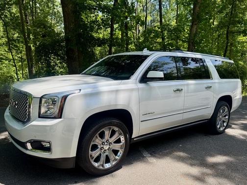 White 2016 GMC Yukon XL Denali