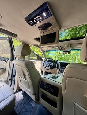 White 2016 GMC Yukon XL Denali