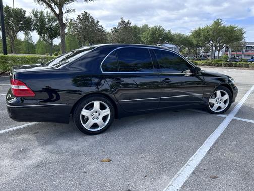 Black 2006 Lexus LS 430 Base