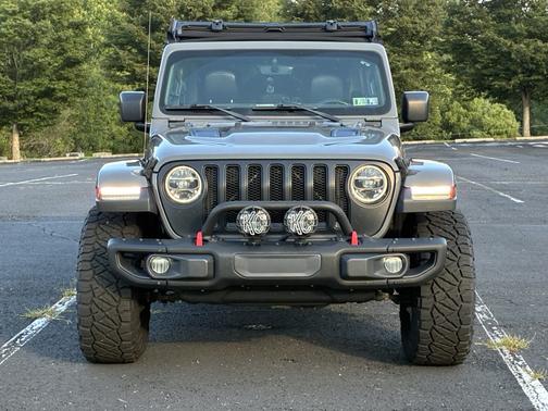Gray 2020 Jeep Wrangler Unlimited Rubicon