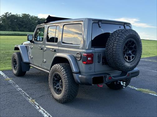 Gray 2020 Jeep Wrangler Unlimited Rubicon