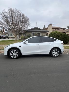 2021 Tesla Model Y Standard Range