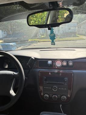 Gray 2008 Chevrolet Impala LS