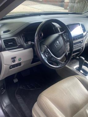 Gray 2018 Honda Pilot EX-L