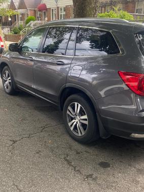 Gray 2018 Honda Pilot EX-L
