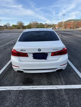 2017 BMW 540 i