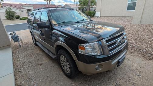 Black 2014 Ford Expedition EL XLT