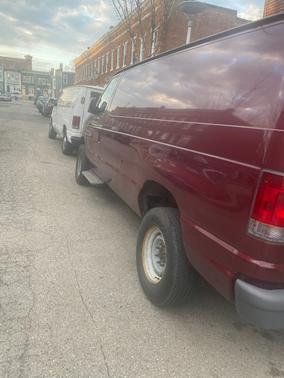 Red 2005 Ford E350 Super Duty Base