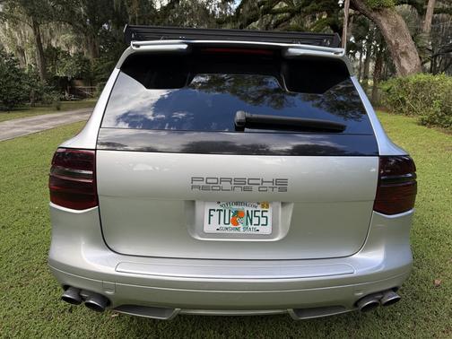 2010 Porsche Cayenne Cayenne GTS