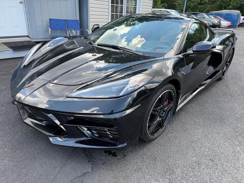 Black 2020 Chevrolet Corvette Stingray w/2LT