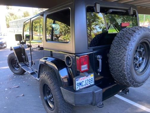 2017 Jeep Wrangler Unlimited Sahara
