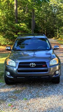Gray 2009 Toyota RAV4 Sport