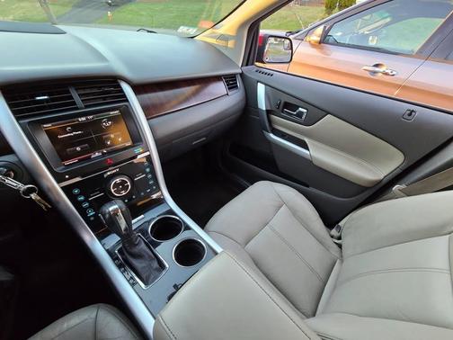 Red 2013 Ford Edge Limited