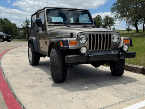 Beige 2003 Jeep Wrangler Rubicon
