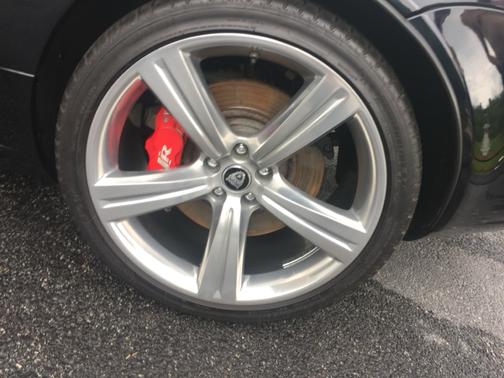 2008 Jaguar XKR Base