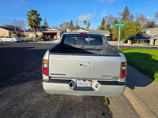 Gray 2006 Honda Ridgeline RTL