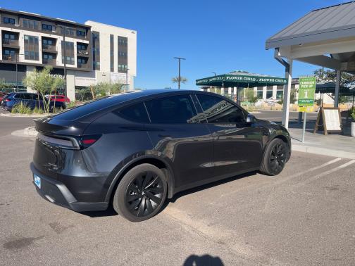 2026 Tesla Model Y Premium RWD