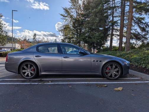 2010 Maserati Quattroporte Sport GT S