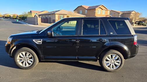 2013 Land Rover LR2 Base