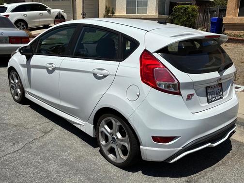 White 2015 Ford Fiesta ST