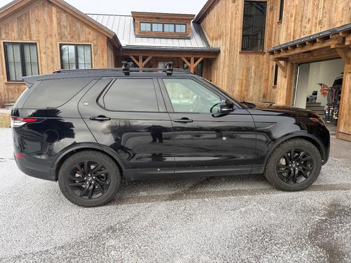 2019 Land Rover Discovery SE