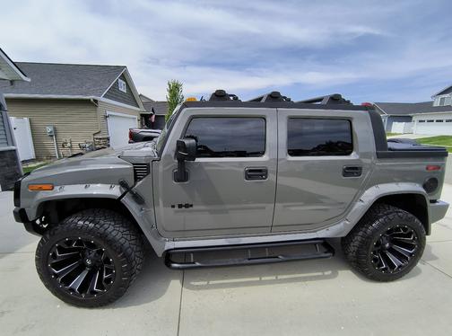 Gray 2008 Hummer H2 SUT