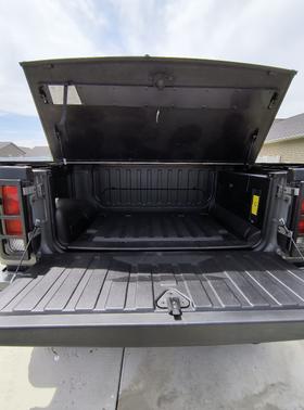 Gray 2008 Hummer H2 SUT