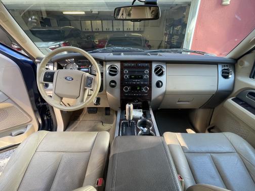 2013 Ford Expedition XLT