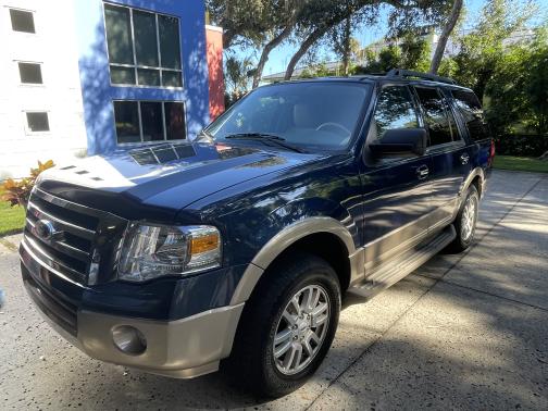 2013 Ford Expedition XLT