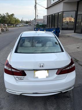 White 2016 Honda Accord EX