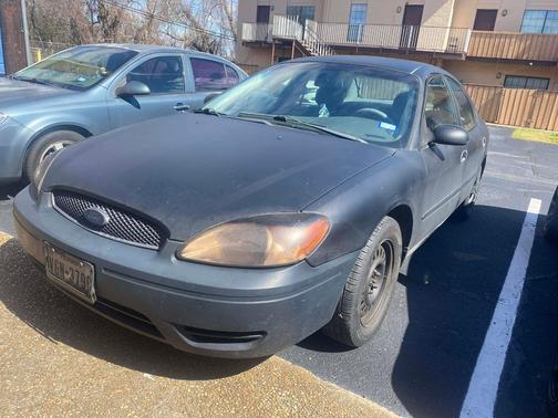 2006 Ford Taurus SE