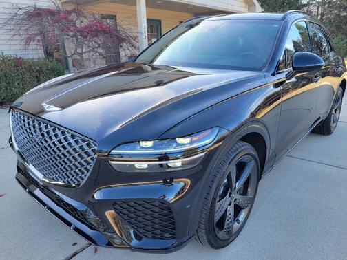 2024 Genesis GV70 2.5T