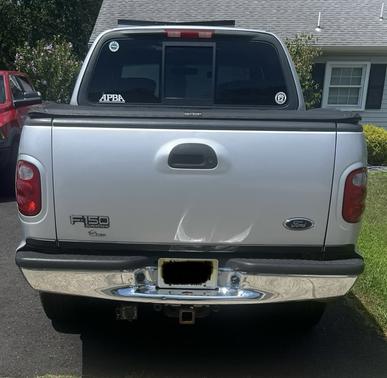 2002 Ford F-150 XLT SuperCrew