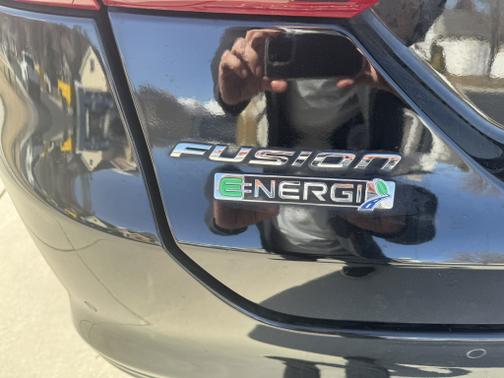 2017 Ford Fusion Energi Titanium