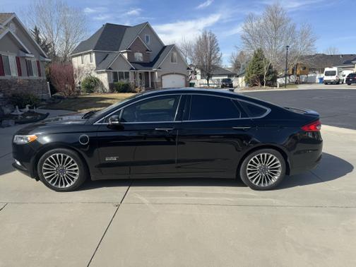 2017 Ford Fusion Energi Titanium