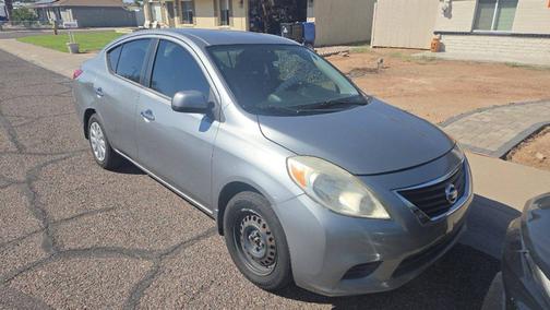 Silver 2012 Nissan Versa 1.6 SV