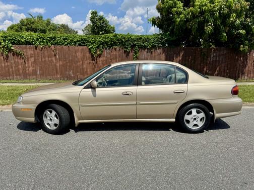 2002 Chevrolet Malibu LS